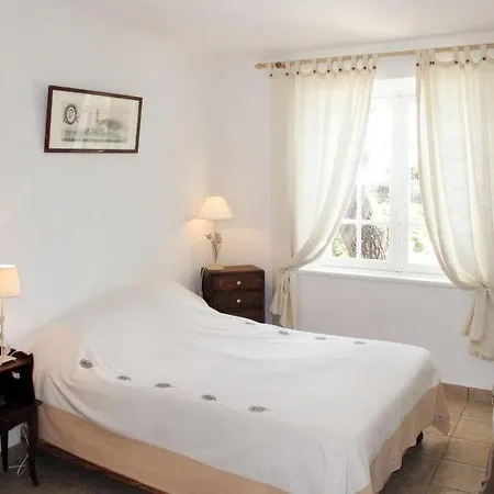 Sleeps 8 Pool Air Con Wifi * Les Issambres